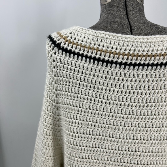 Handmade, crocheted, long length, button front granny cottage, core cardigan M/L - Picture 7 of 8